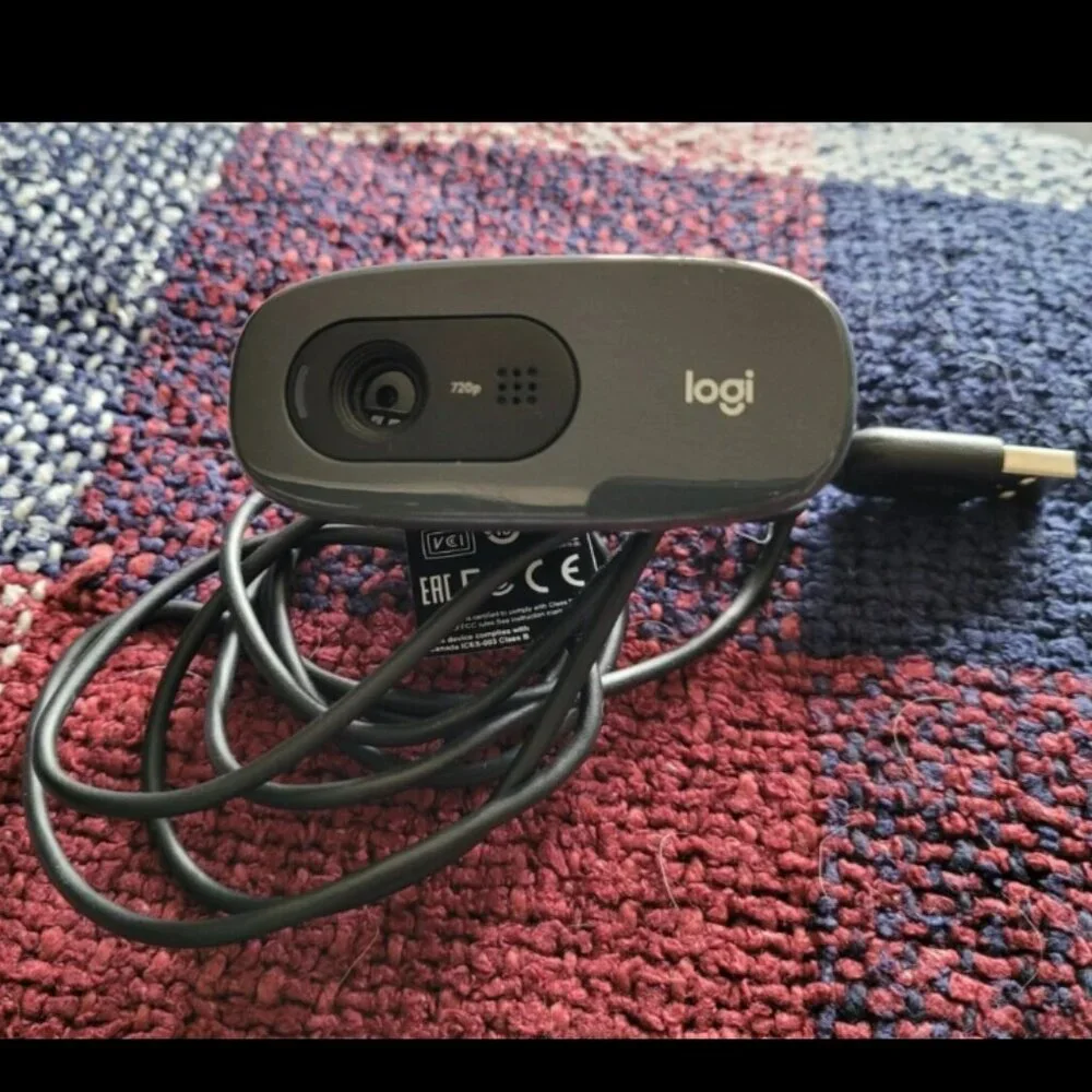 Logitech C270 Web Camera (960-000694) - Used only to test that it's operational